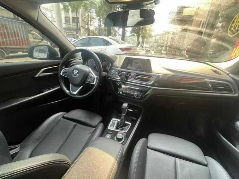 东莞19年宝马1系5