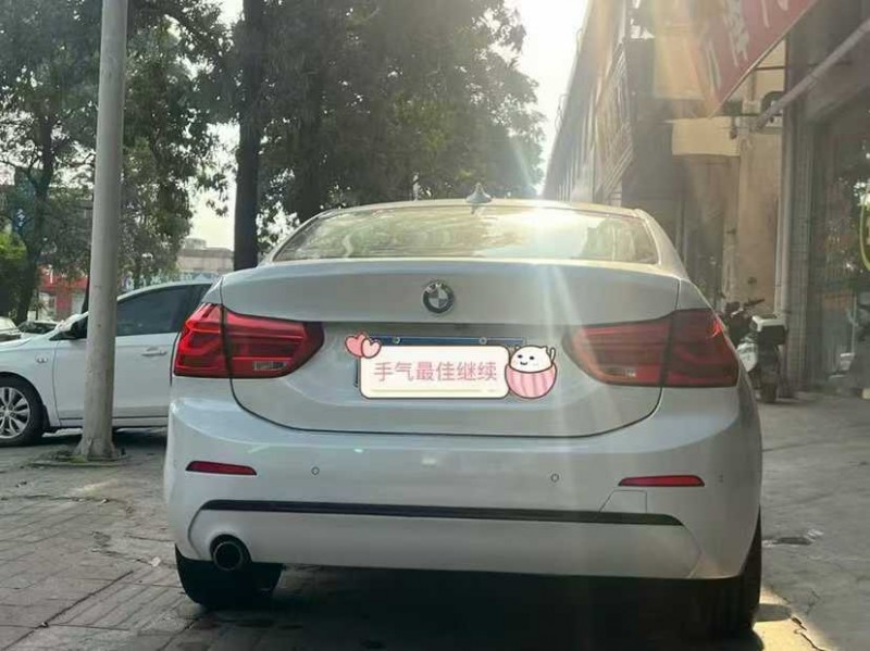 东莞19年宝马1系8
