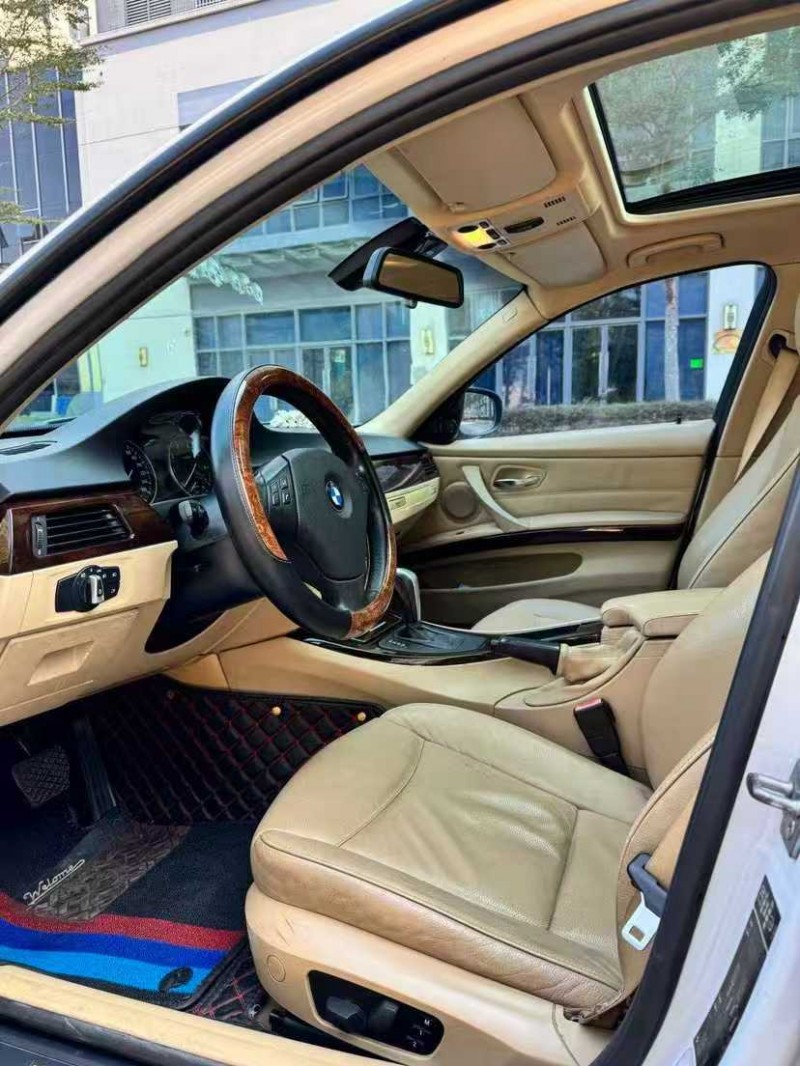 東莞11年寶馬3系4