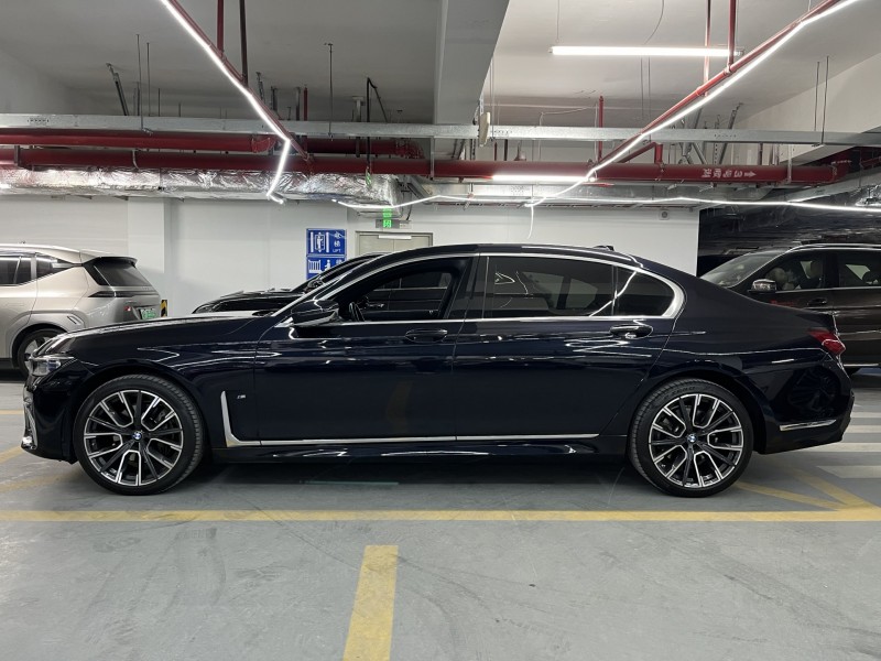 廣州21年寶馬7系7