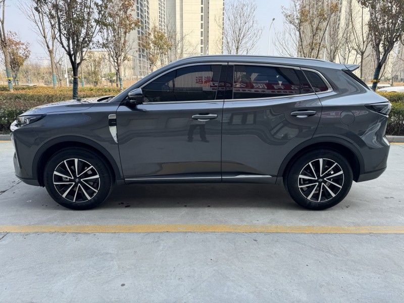 济宁24年长安汽车启源8