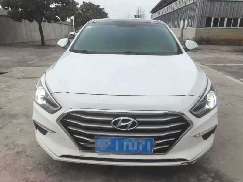 济宁18年现代名图1