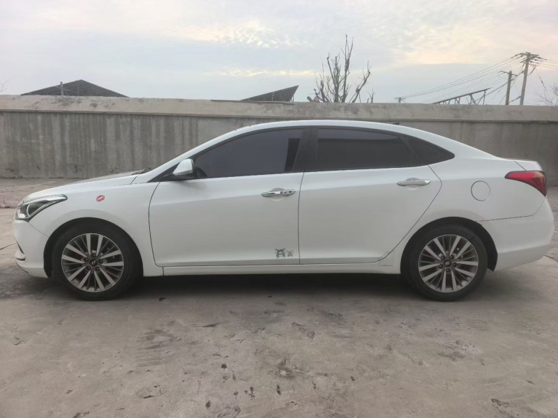 济宁18年现代名图3