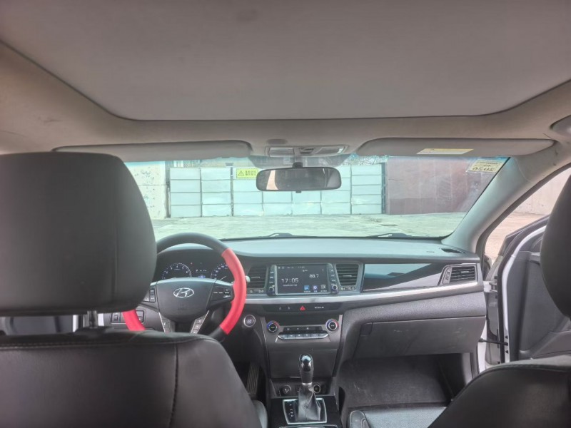 济宁18年现代名图4