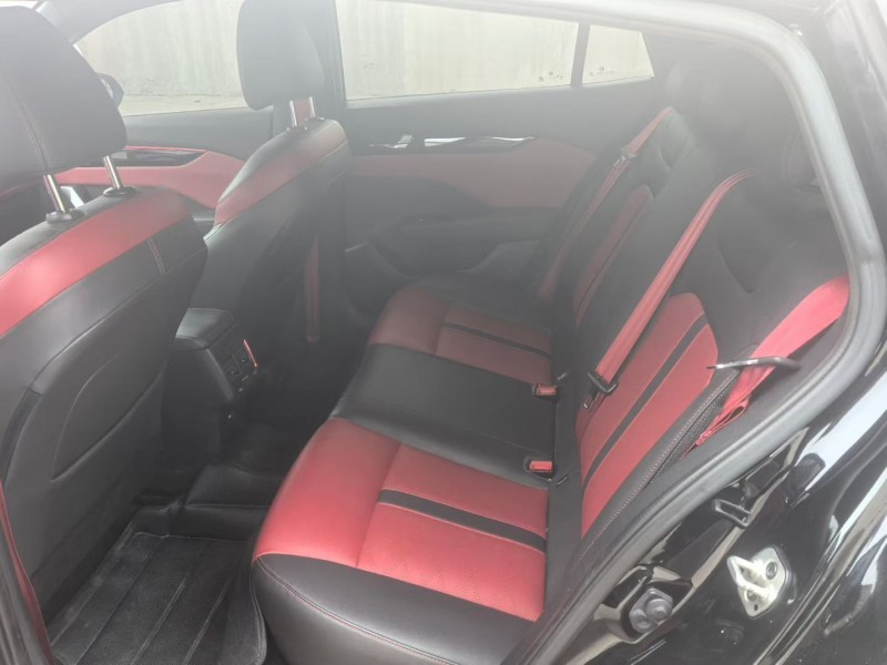 济宁22年东风奕炫7