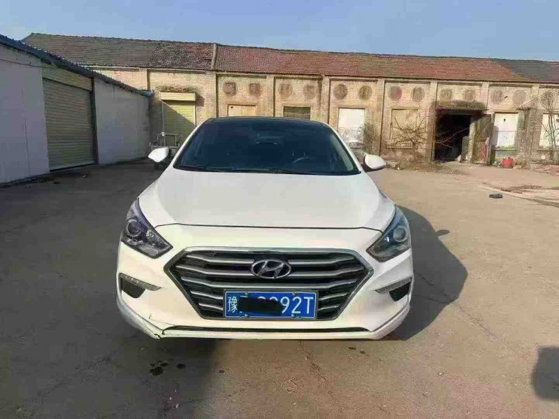 郑州20年现代名图1