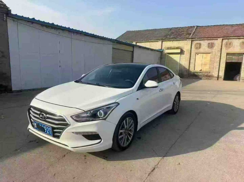 郑州20年现代名图8