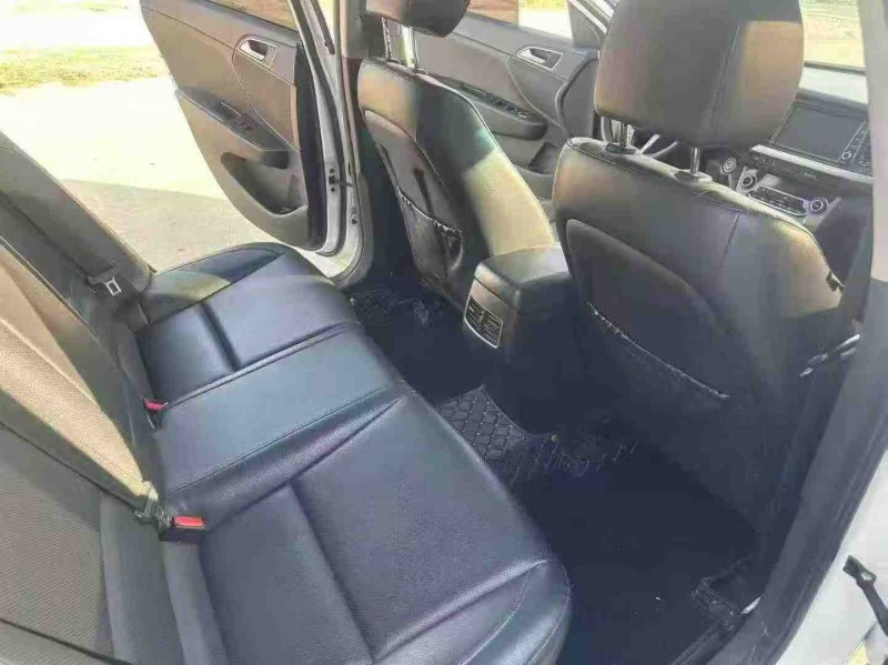 郑州20年现代名图9