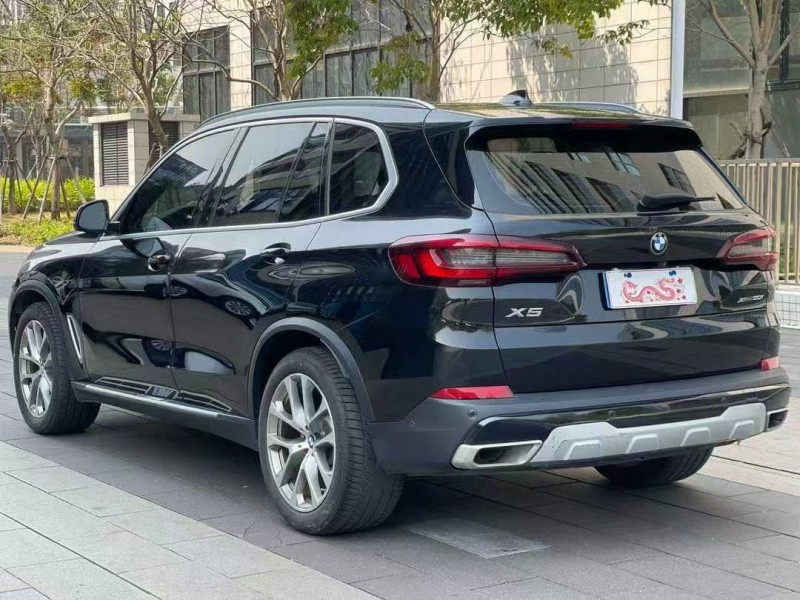 佛山21年寶馬X57