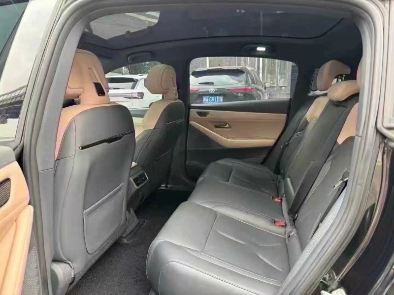 张家界23年长安汽车深蓝5