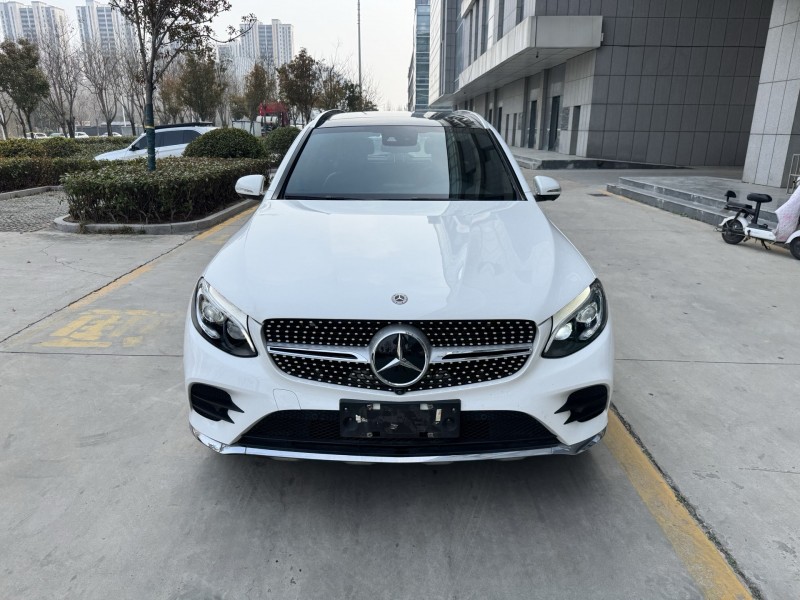 济宁19年奔驰GLC1