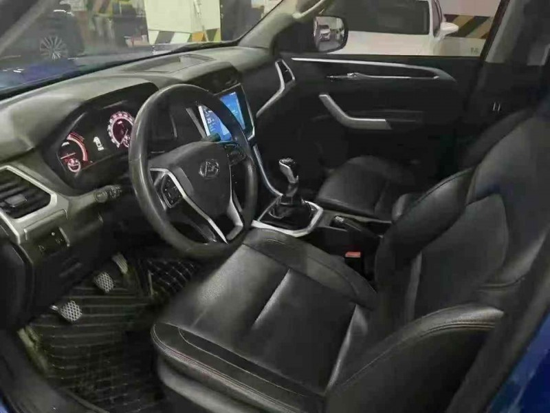 成都23年大通T604