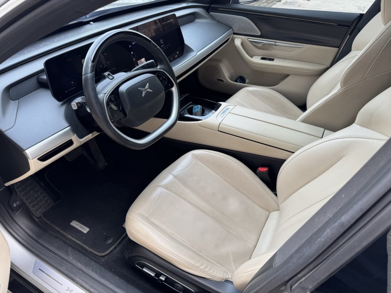 济宁23年小鹏汽车p74