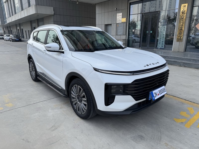 济宁24年奇瑞捷途3