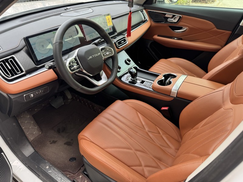 济宁24年奇瑞捷途5