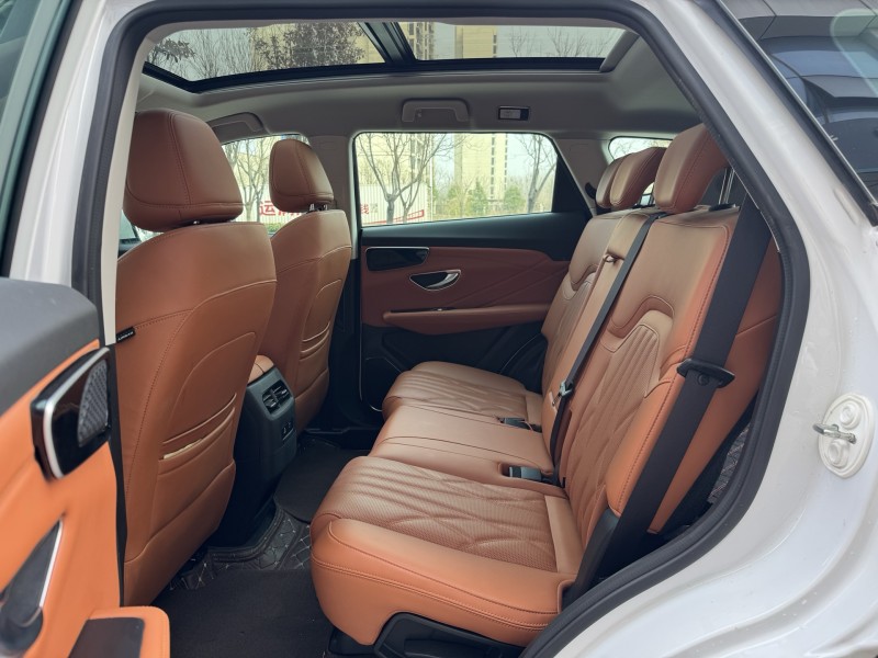 济宁24年奇瑞捷途6