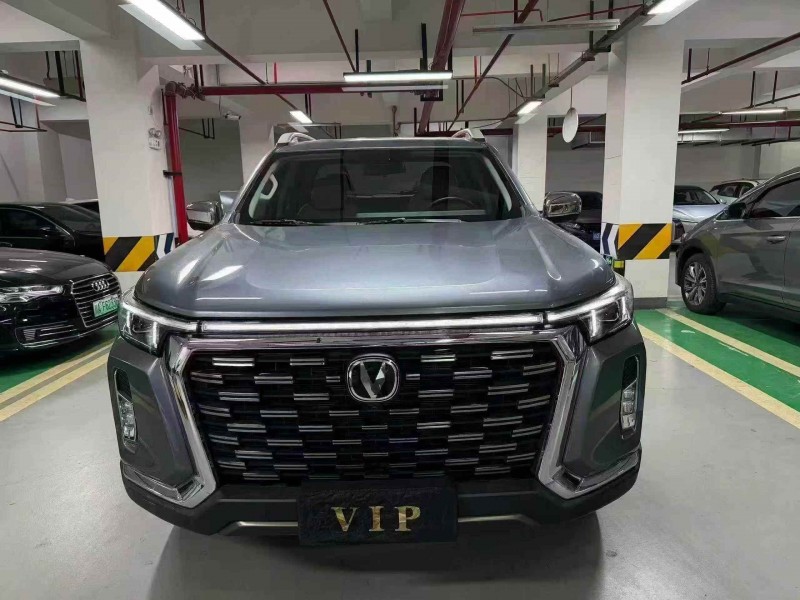 成都23年长安汽车览拓者1