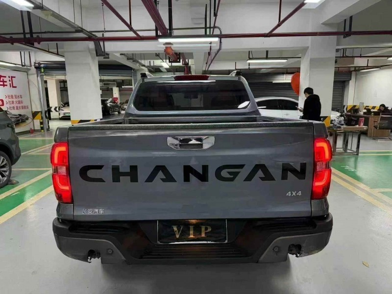 成都23年长安汽车览拓者8