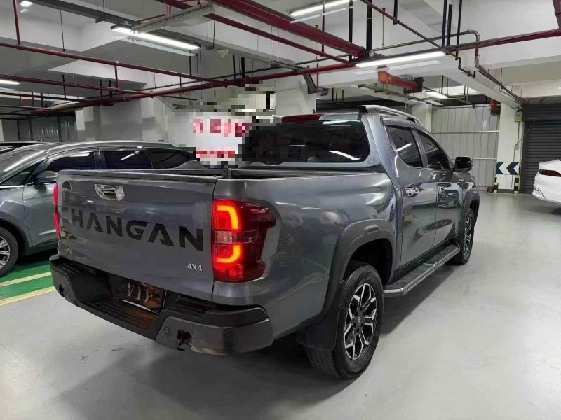 成都23年长安汽车览拓者9