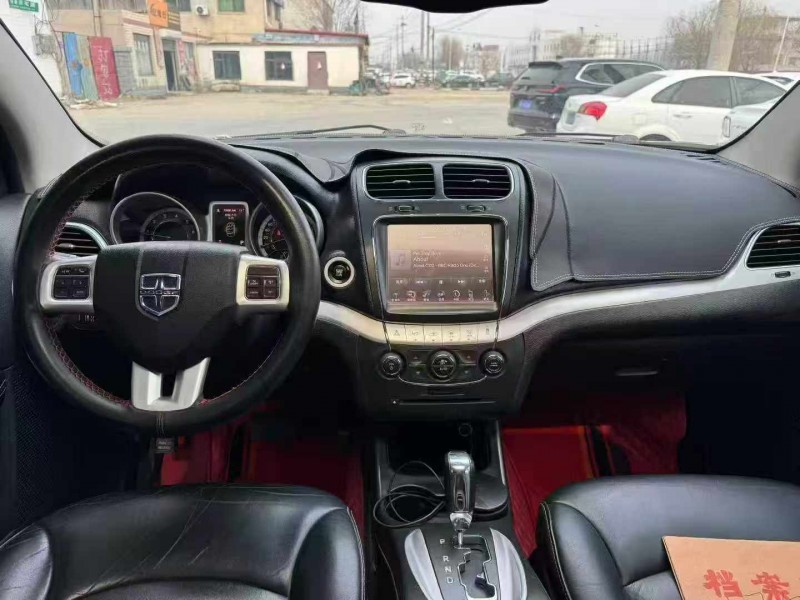 保定17年道奇酷威5