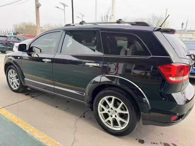 保定17年道奇酷威7