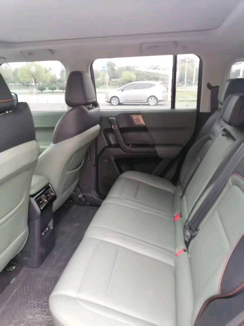 绍兴24年奇瑞ICAR5