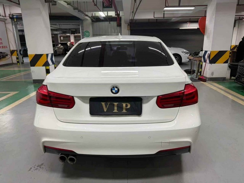 成都18年宝马3系6