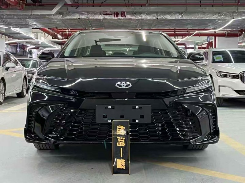 廣州26年豐田凱美瑞1