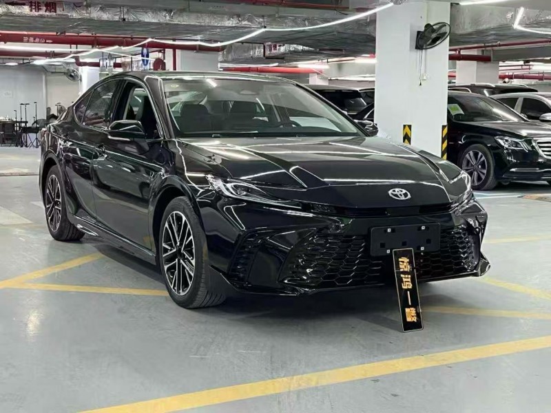 廣州26年豐田凱美瑞2