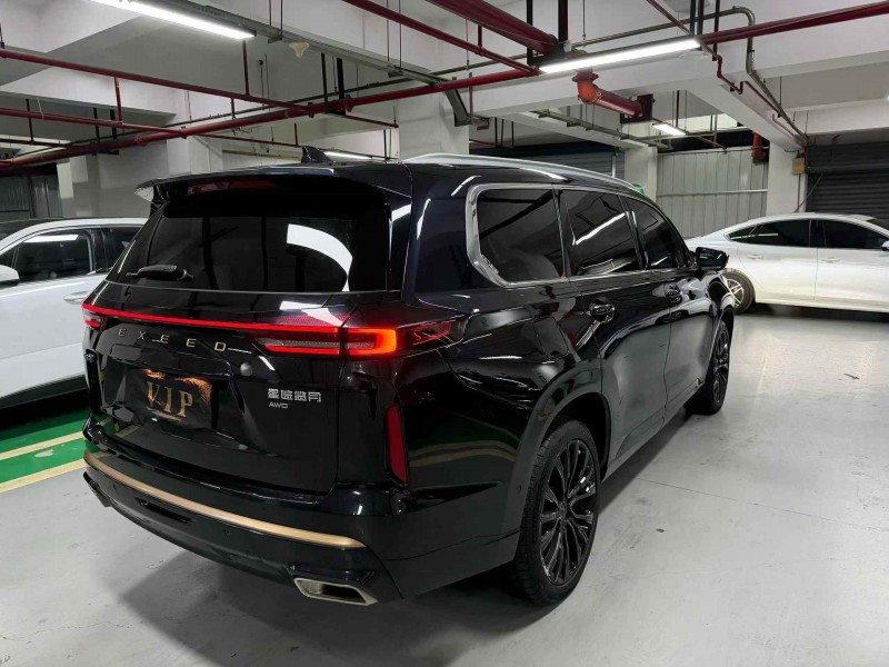 成都21年奇瑞星途7