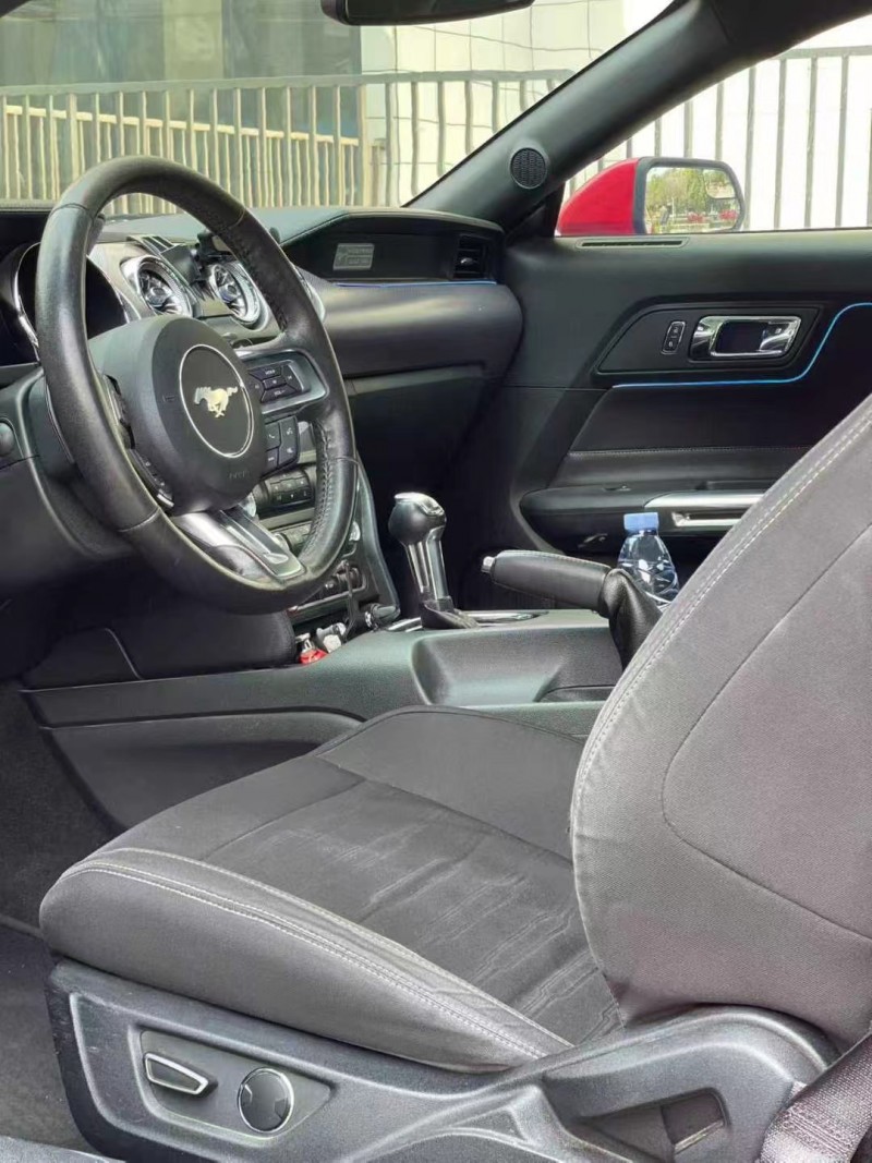 佛山17年福特野马4