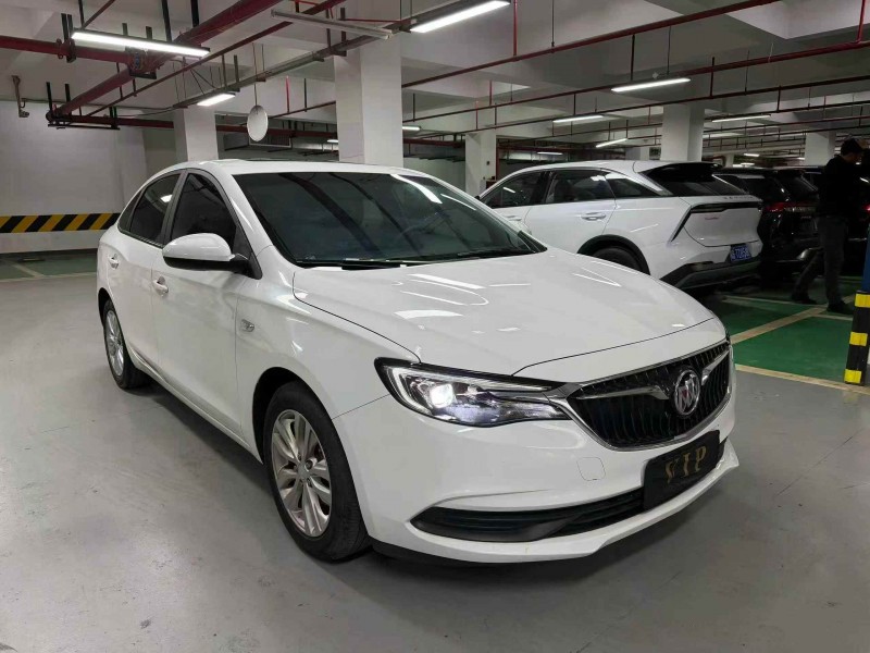 成都21年别克英朗2