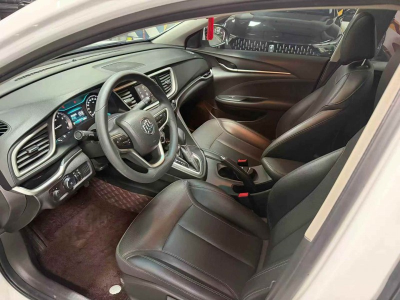 成都21年别克英朗4