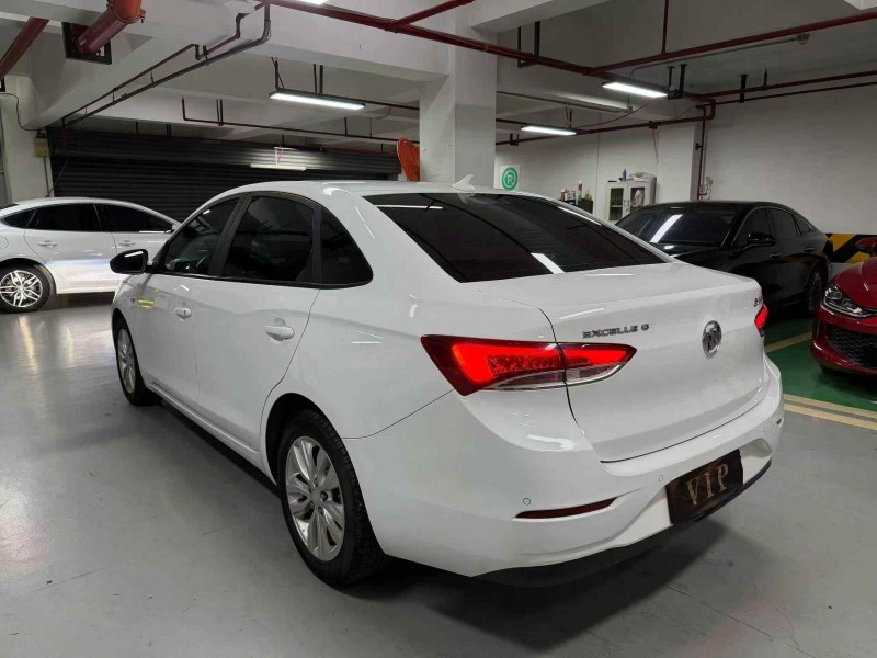 成都21年别克英朗9