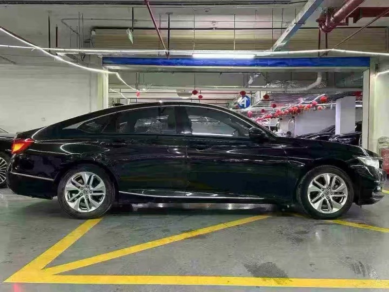 廣州19年本田雅閣8