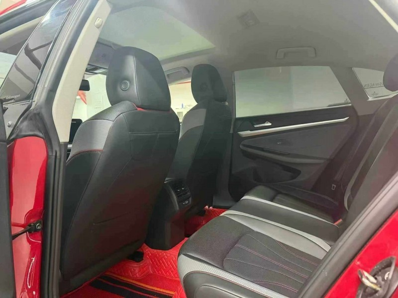 成都22年大众凌渡6