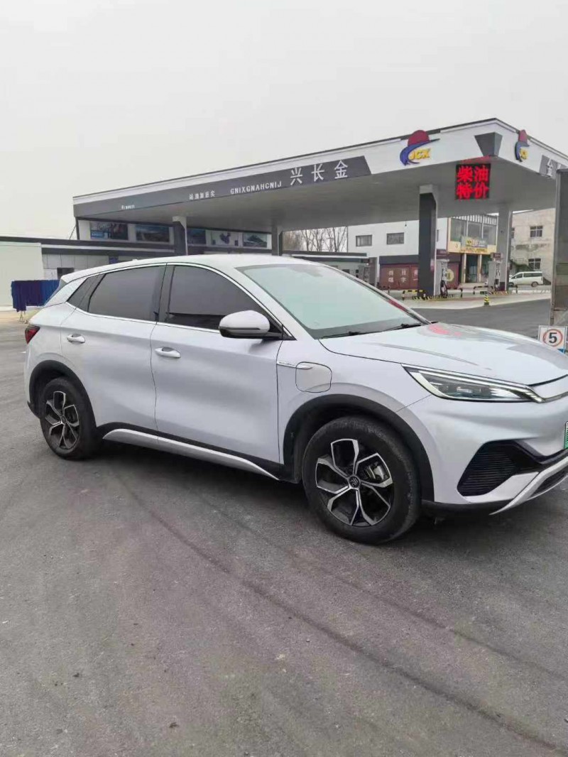 保定25年比亚迪元3