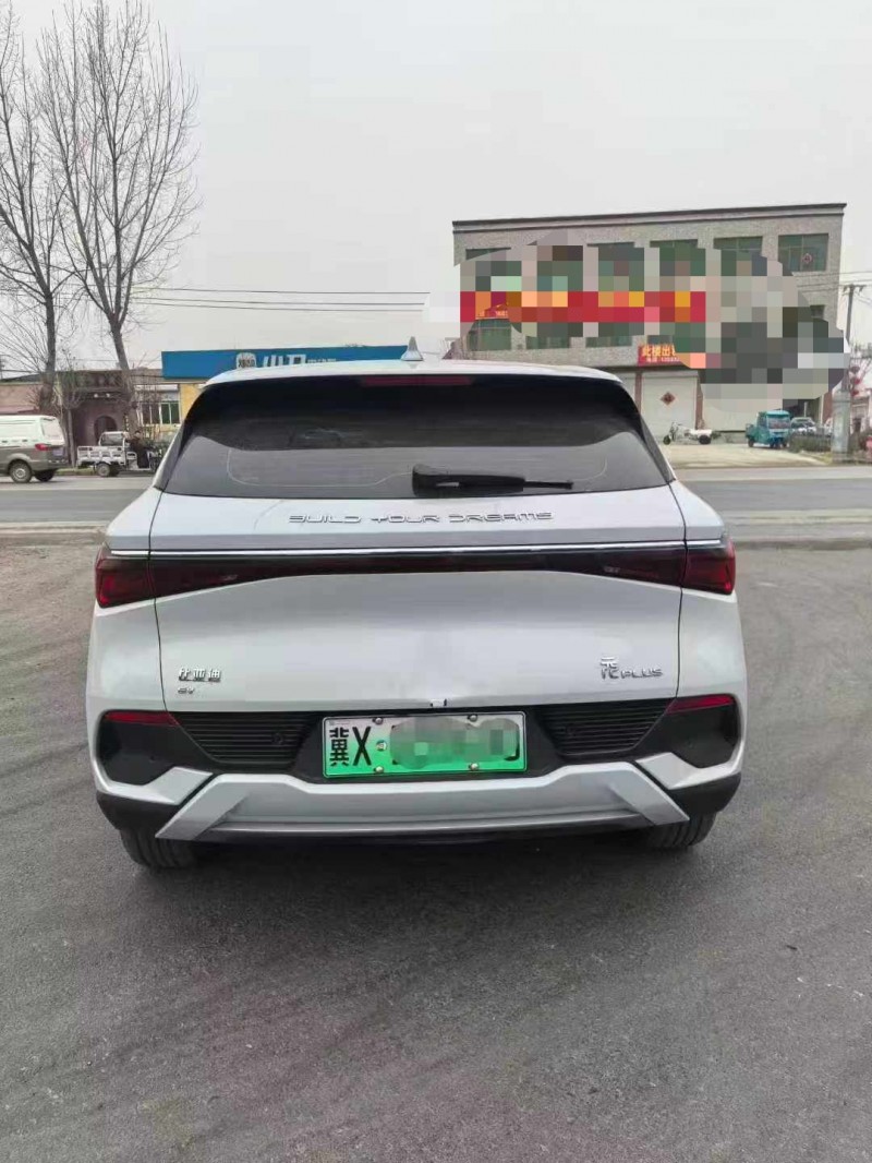 保定25年比亚迪元9