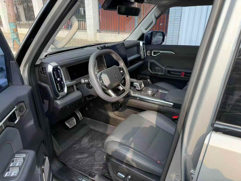 成都23年奇瑞捷途4