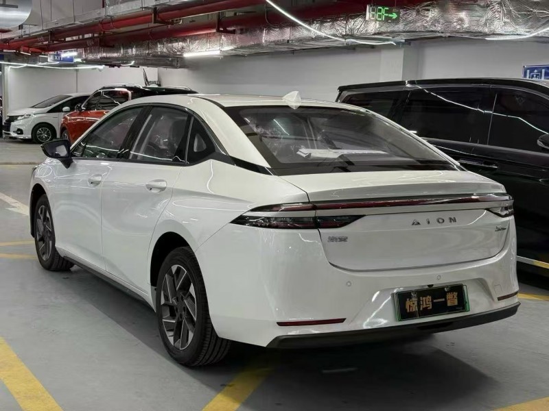 廣州25年傳祺埃安S7