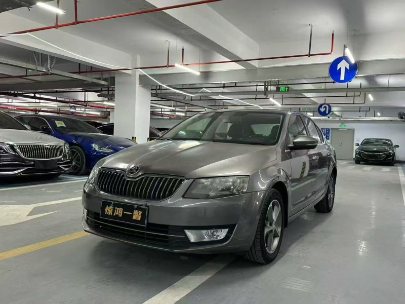 广州16年斯柯达明锐4