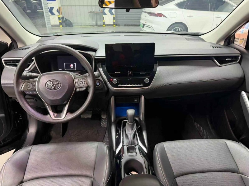 成都24年丰田锋兰达5