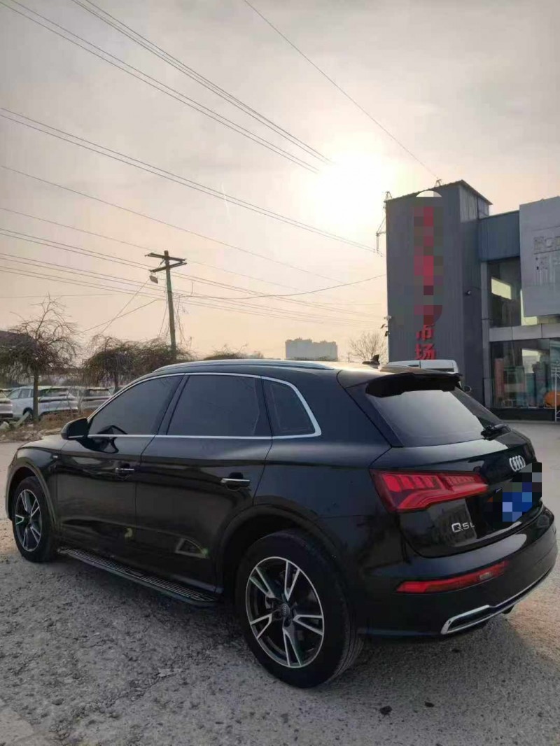保定20年奥迪Q58