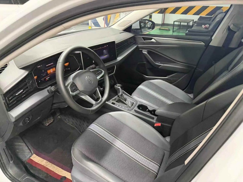 成都24年大众速腾4