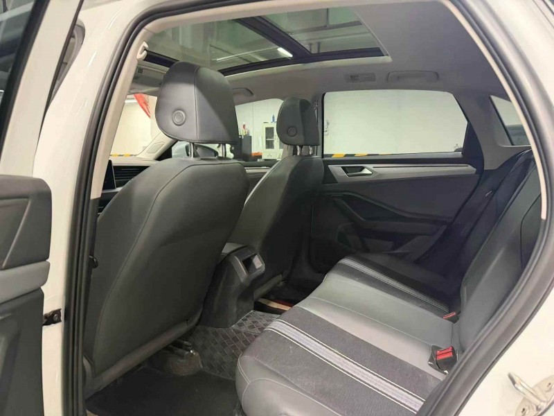 成都24年大众速腾5