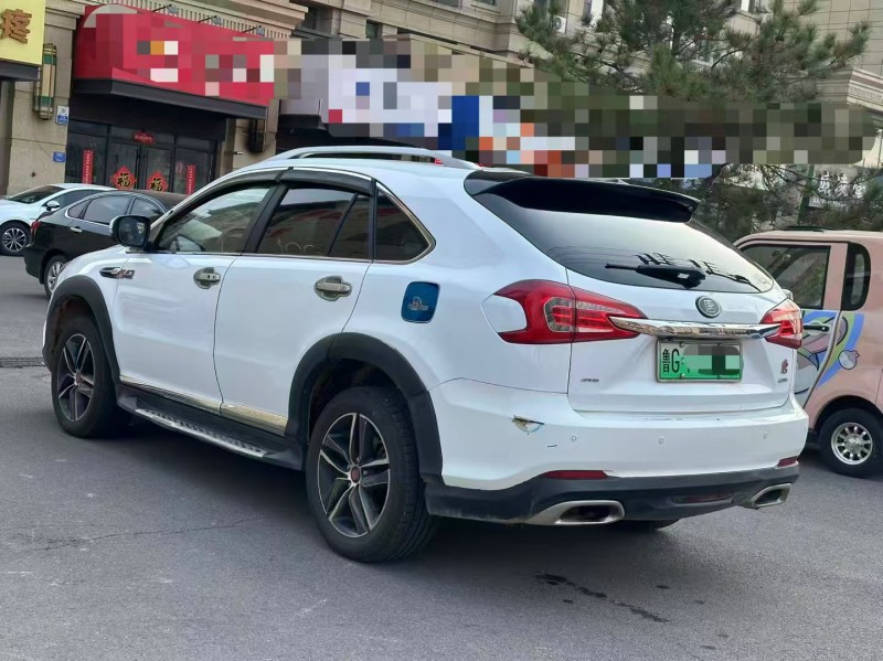 青島15年比亞迪唐8