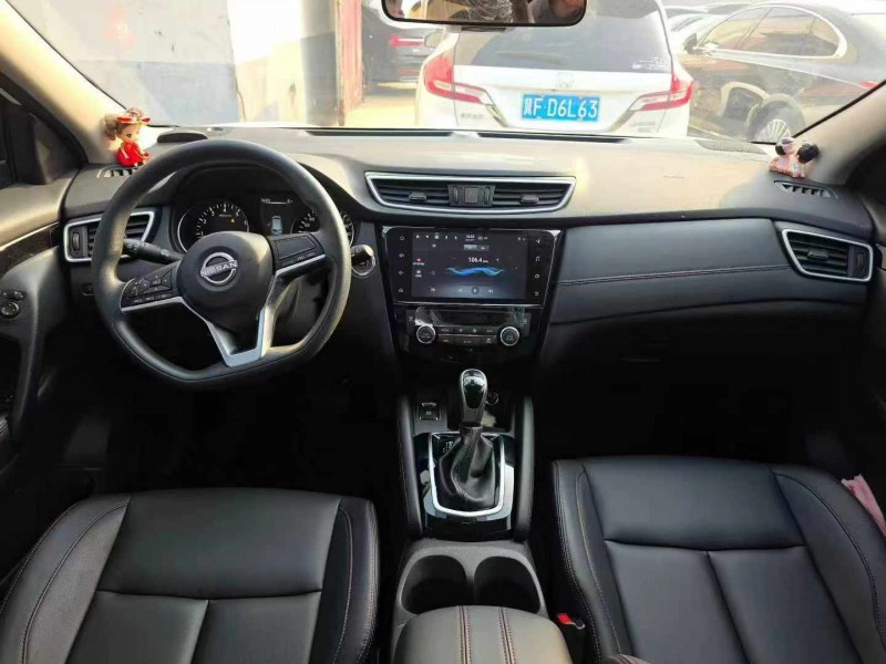 保定23年日产逍客4