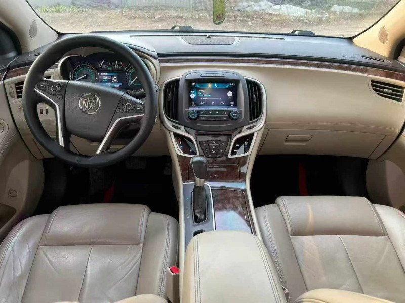 保定15年别克君越6