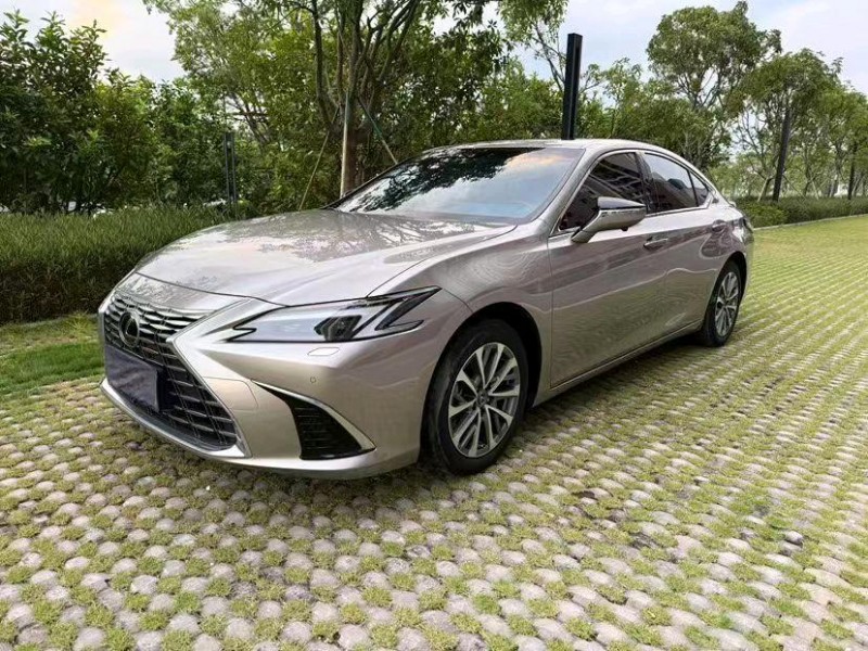 東莞25年雷克薩斯ES2