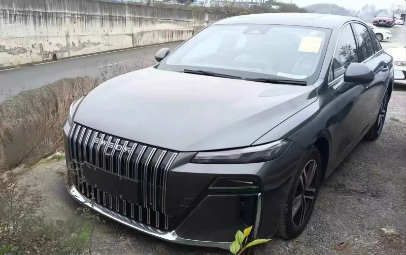 安顺26年荣威D72